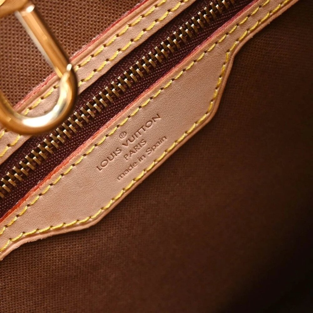 Louis Vuitton Monogram Batignolles Vertical Tote Handbag - Picture 9 of 10